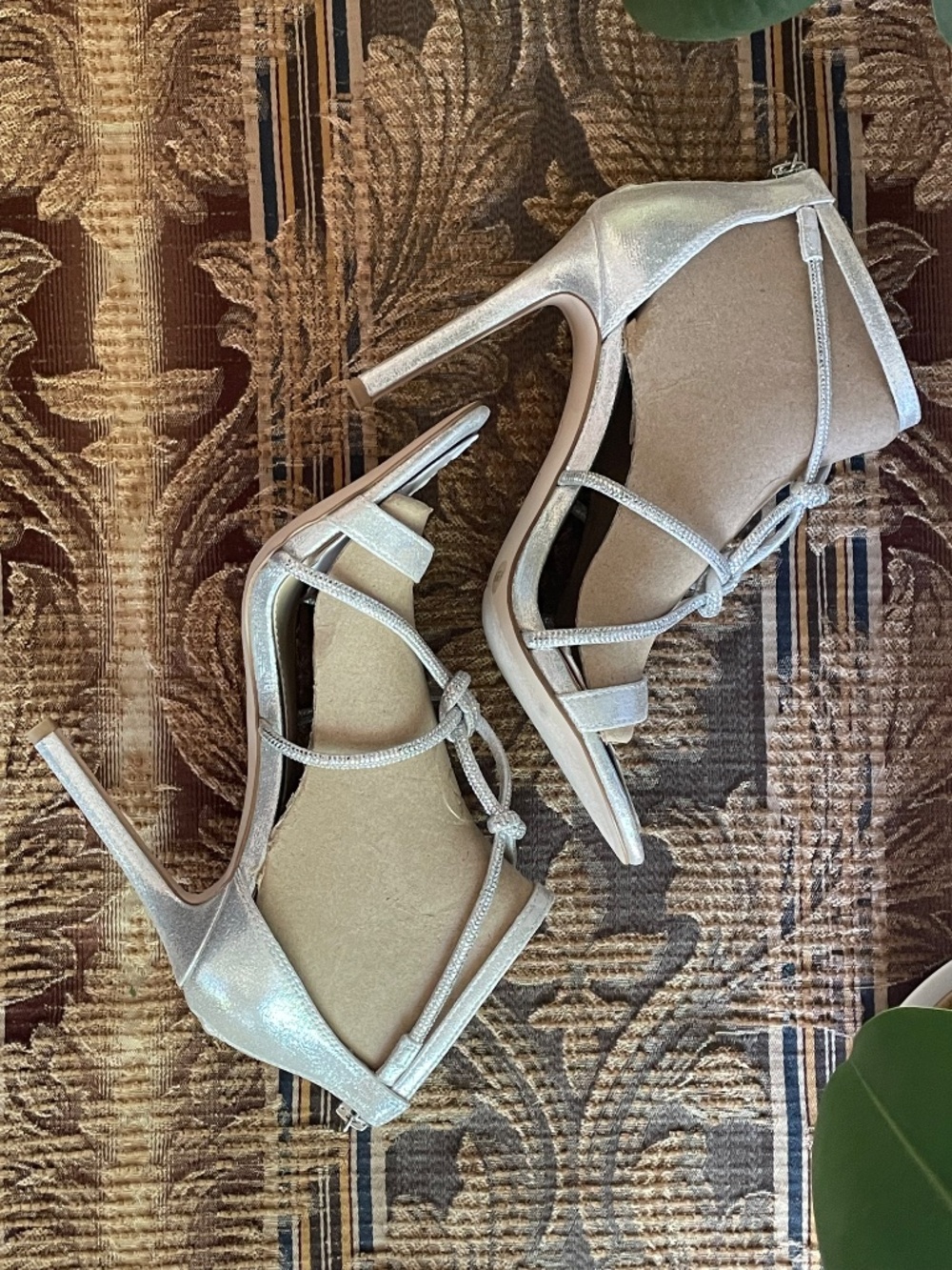 🔥NWT Jessica Simpson Josy Rhinestone Strappy Stiletto Sandals Silver Size 6.5